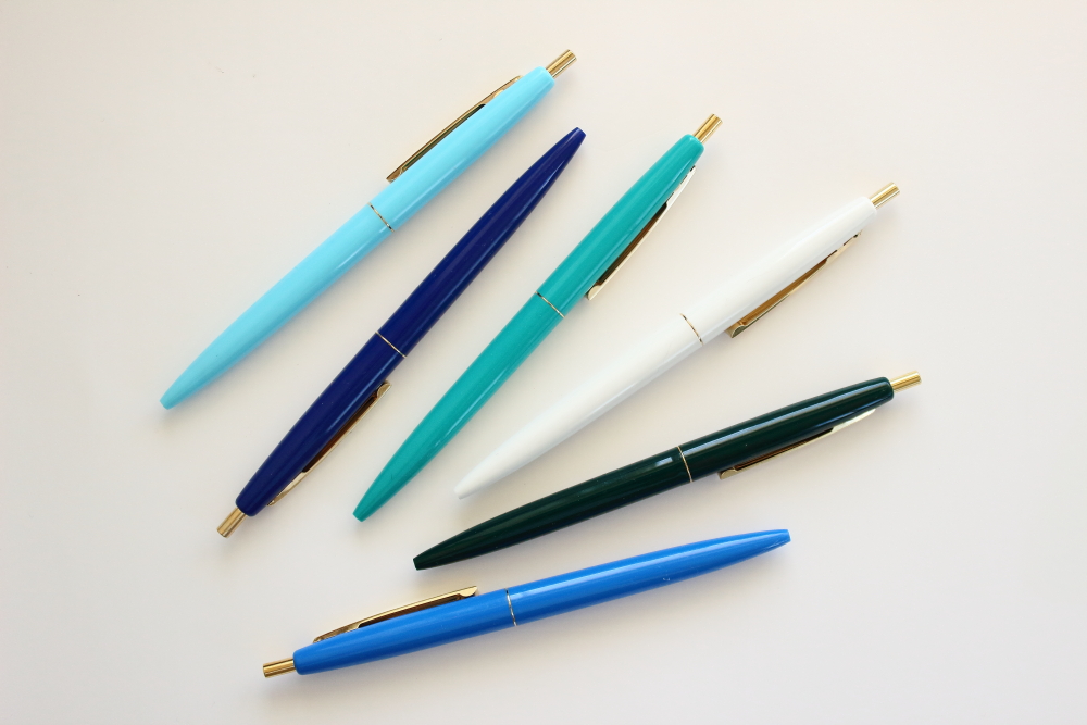 色違いで常備したくなるシンプルなボールペン Bicのクリックゴールド Daily Standard